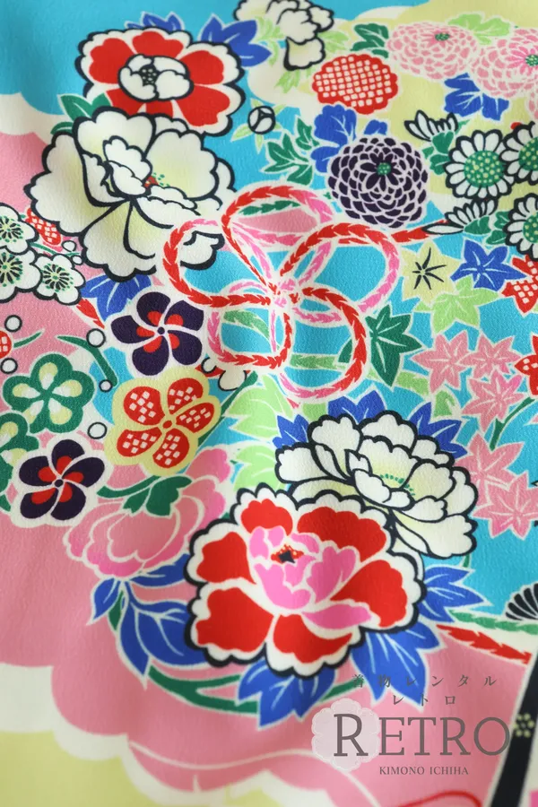 ３歳アンティーク百花繚乱レンタル着物　着用イメージ